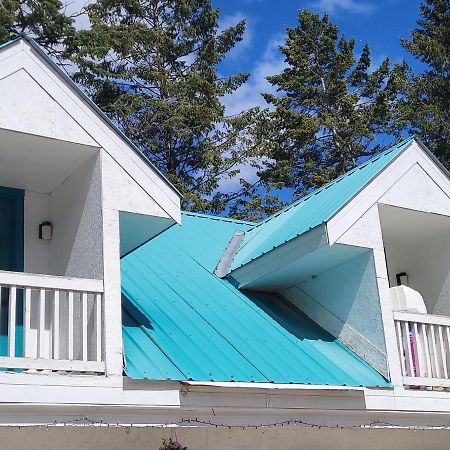 Appletree Inn Radium Hot Springs Exterior photo